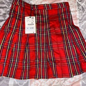 Zara Red plaid pleated skirt (kids)